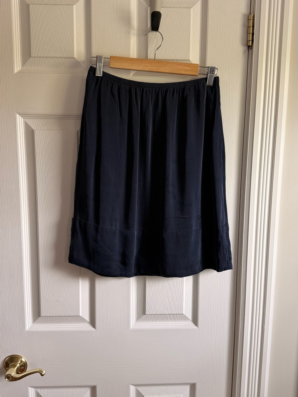 Kit and Ace | Navy Silk Mini Skirt | Size 2